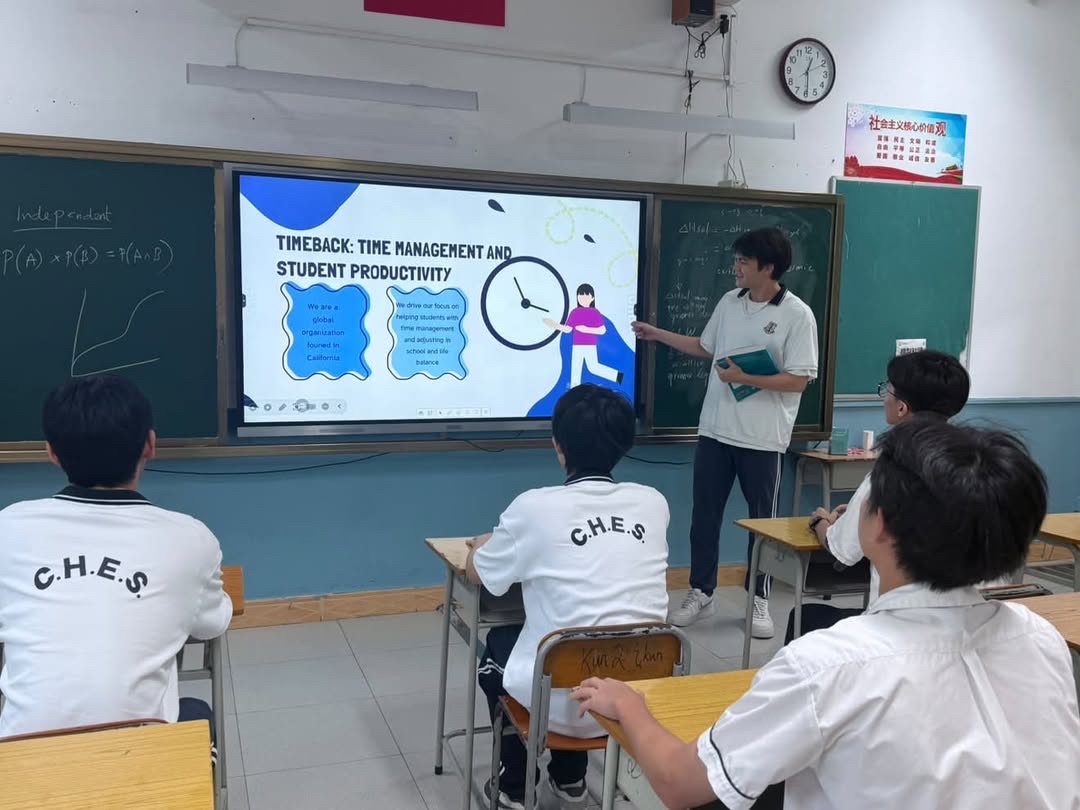 Students taking part in the Guangdong chapter’s first TimeBack presentation.